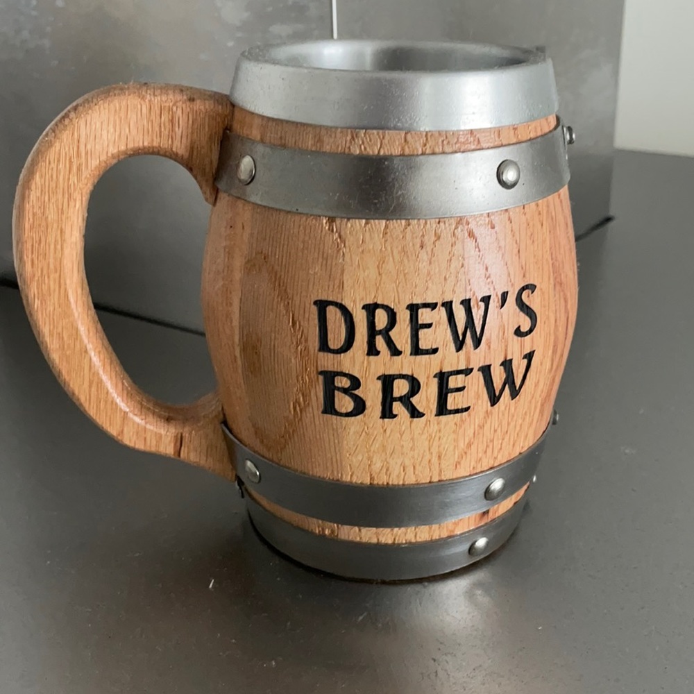 Custom engraved wooden insulated mug: Drew’s Brew
